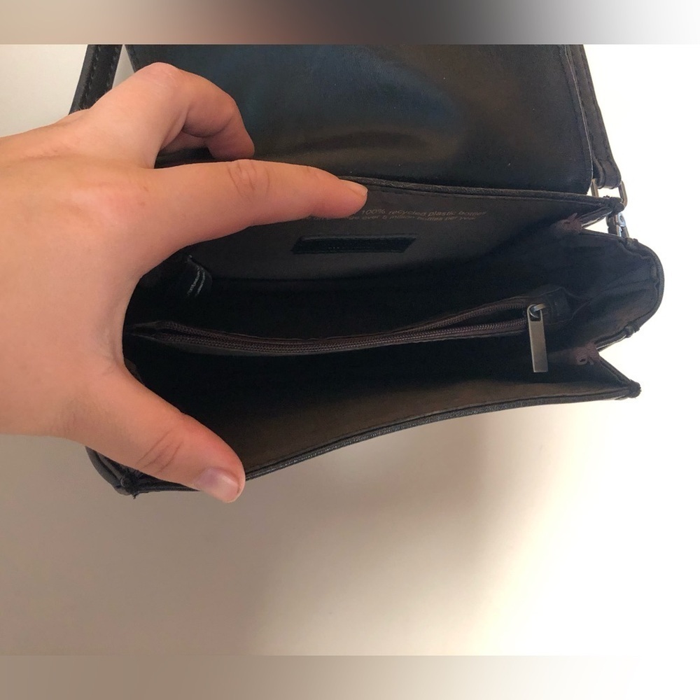 🔷 Matt & Nat | Like New Crossbody Purse - Picture 8 of 8
